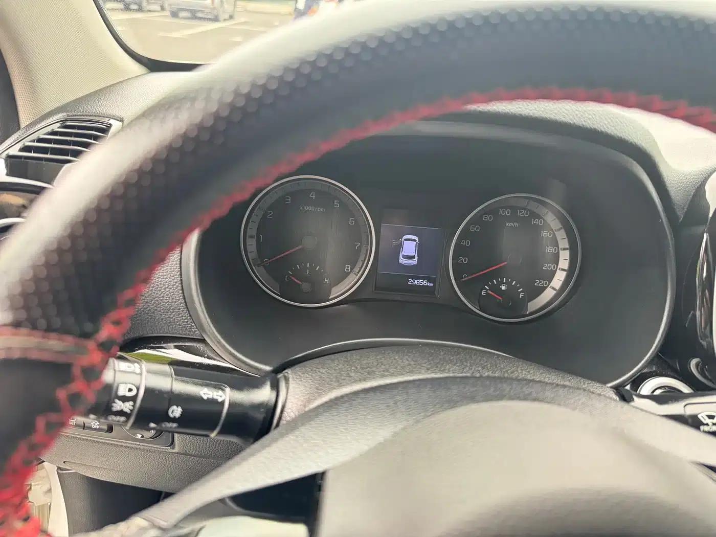 Kia K3 2021 1.4L CVT Sunroof Model — миниатюра 10