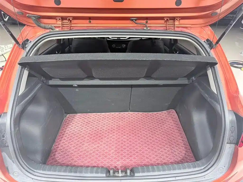Kia K3 2021 1.4L CVT Sunroof Model — миниатюра 16