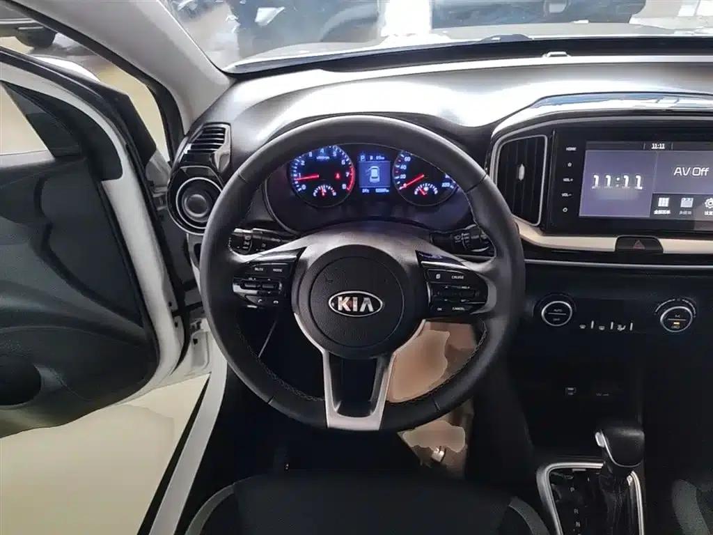 Kia K3 2021 1.4L CVT Enjoy Sunroof Edition — миниатюра 11