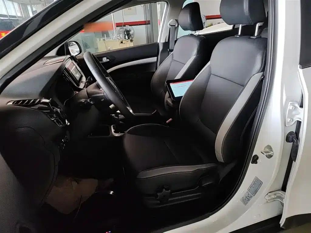 Kia K3 2021 1.4L CVT Enjoy Sunroof Edition — миниатюра 15