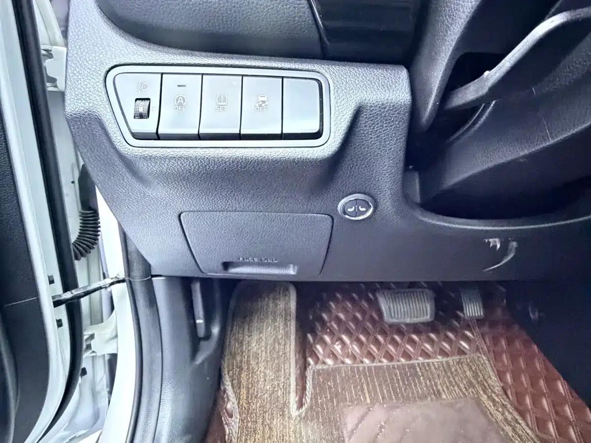KX3 Sportage 2021 1.5L CVT Trendy Edition — миниатюра 15
