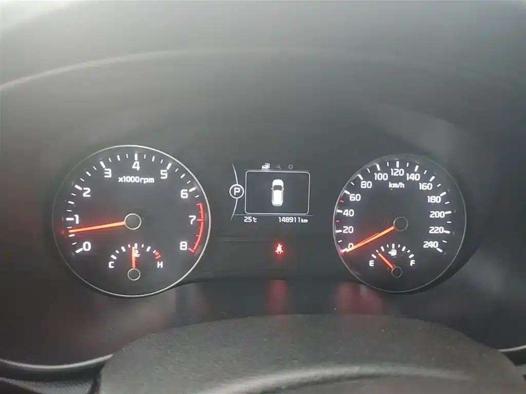 Kia KX5 2016 1.6T Automatic 2WD DLX — миниатюра 12