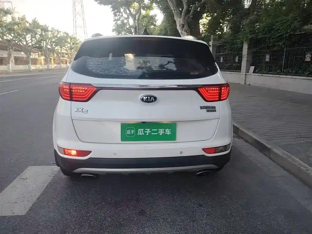 Kia KX5 2016 1.6T Automatic 2WD DLX — миниатюра 6