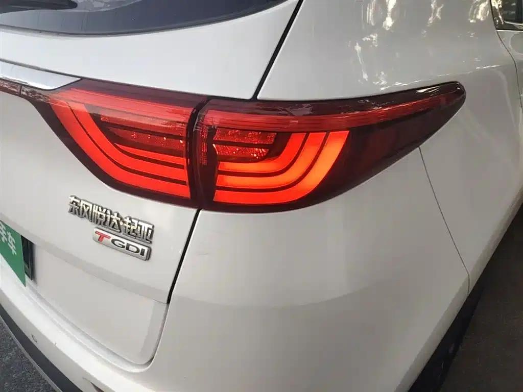 Kia KX5 2016 1.6T Automatic 2WD DLX — миниатюра 8