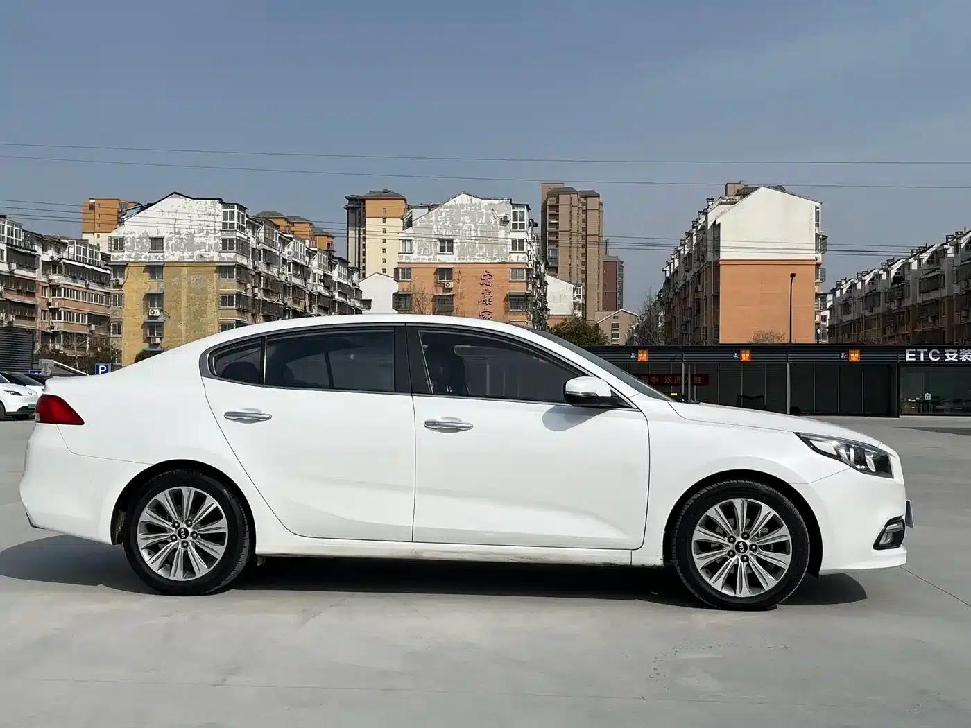 Kia K4 2015 1.8L Automatic GLS Special — миниатюра 6