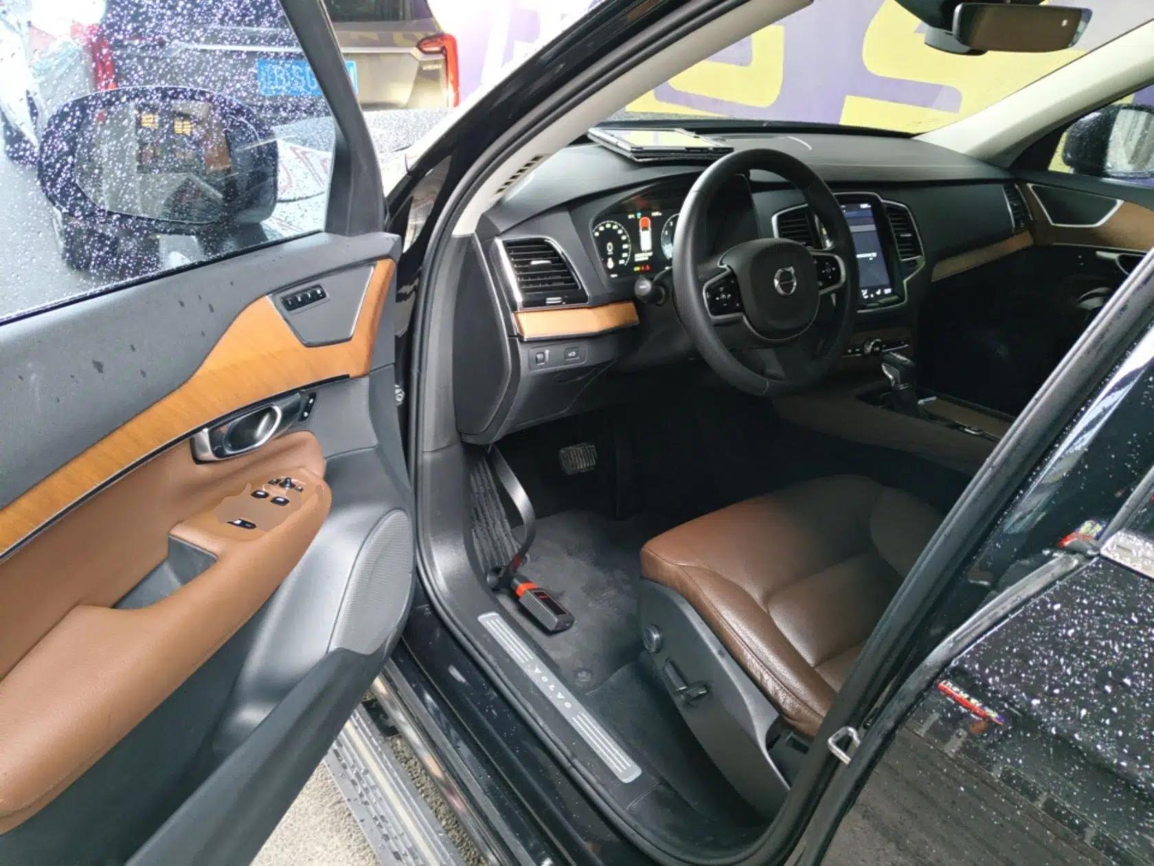 Volvo XC90 2019 T6 Zhiyi Edition 7-Seater China VI Standard — миниатюра 19