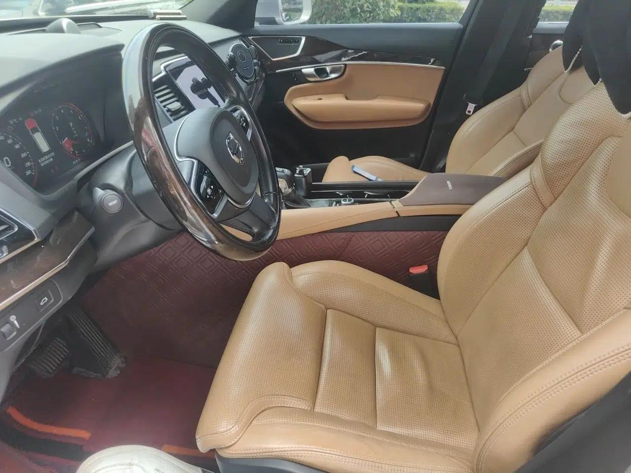 Volvo XC90 2017 T6 Zhiyi Edition 7-seater — миниатюра 16