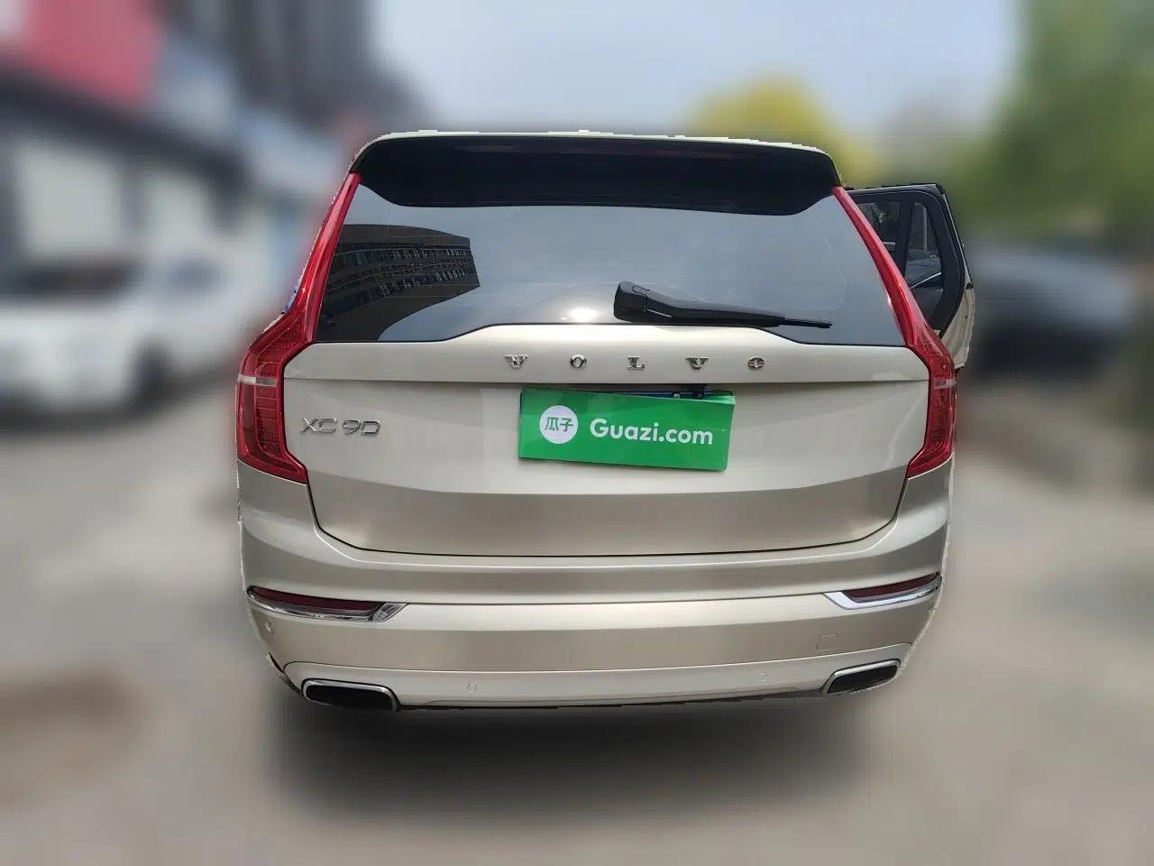 Volvo XC90 2017 T6 Zhiyi Edition 7-seater — миниатюра 5