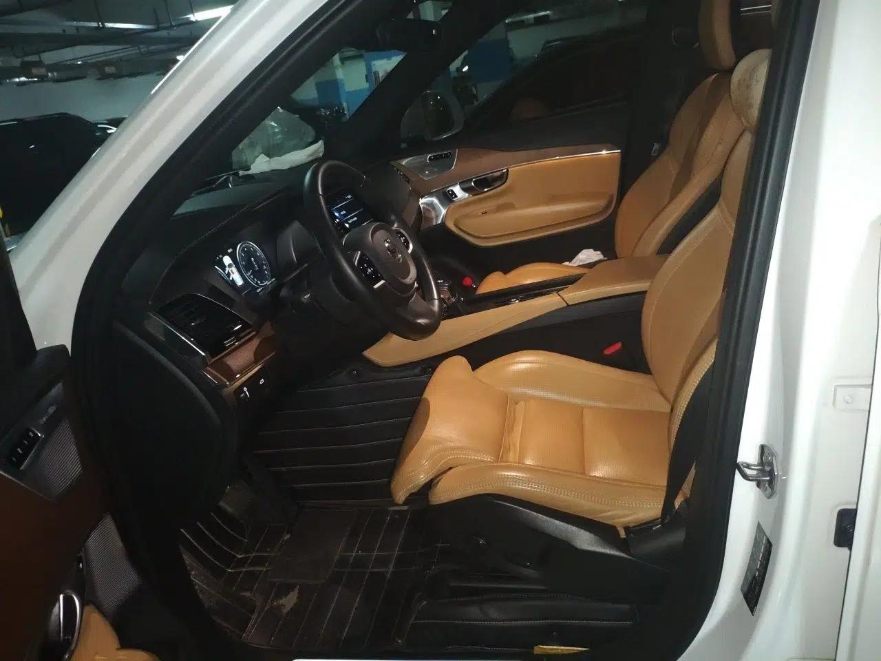 Volvo XC90 2019 T6 ZhiZun Edition 7-Seater China V Standard — миниатюра 17