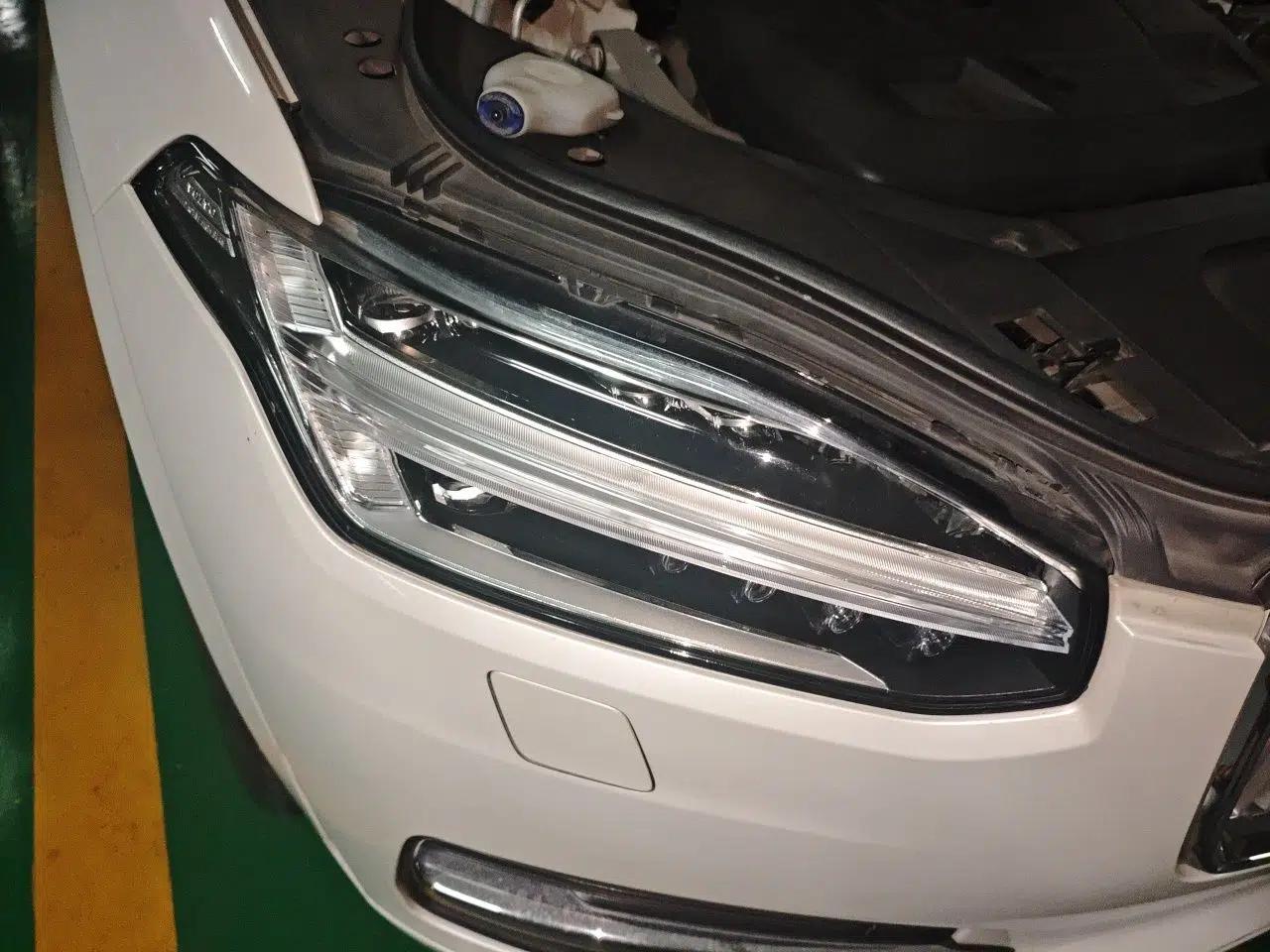 Volvo XC90 2019 T6 ZhiZun Edition 7-Seater China V Standard — миниатюра 7