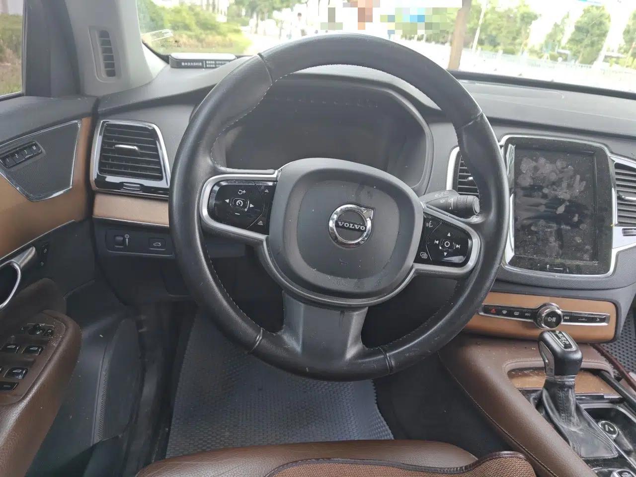 Volvo XC90 2020 T6 Zhiyi Luxury 7-Seater — миниатюра 11