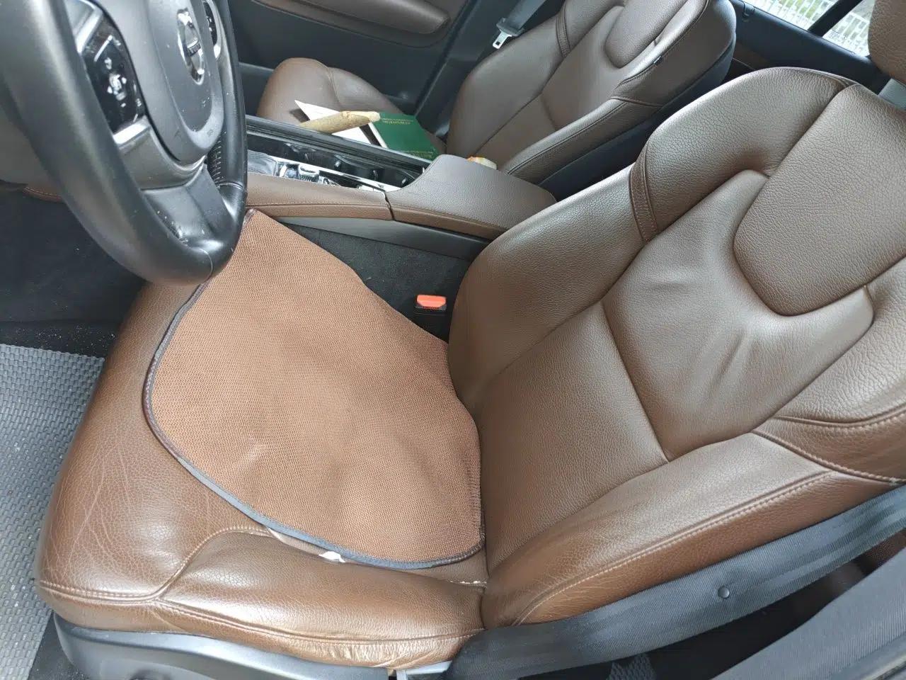 Volvo XC90 2020 T6 Zhiyi Luxury 7-Seater — миниатюра 16