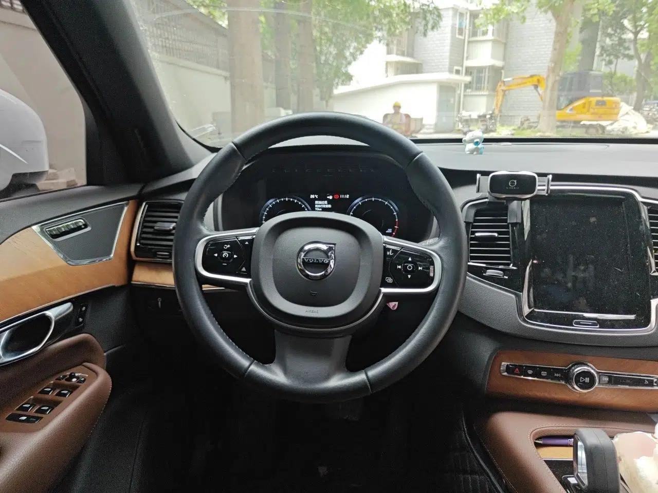 Volvo XC90 2021 B6 Zhiyi Luxury Edition 7-Seater — миниатюра 11