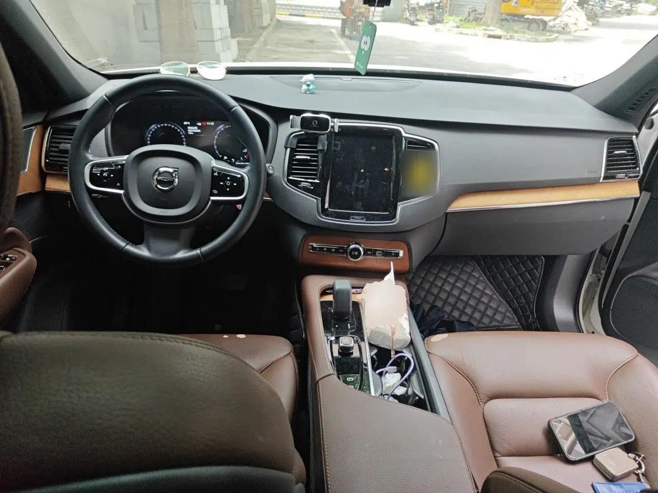 Volvo XC90 2021 B6 Zhiyi Luxury Edition 7-Seater — миниатюра 10
