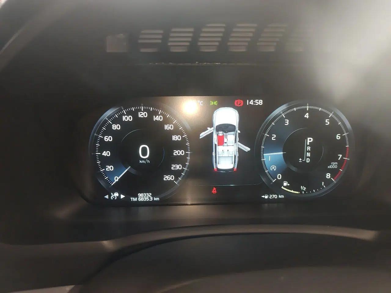 Volvo XC90 2019 T5 Zhiyi Edition 5-Seater China V Standard — миниатюра 12