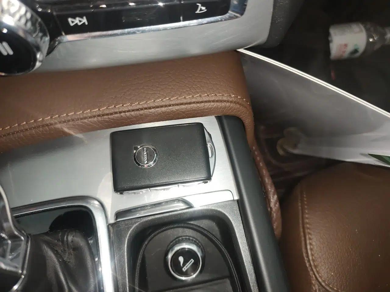 Volvo XC90 2019 T5 Zhiyi Edition 5-Seater China V Standard — миниатюра 9