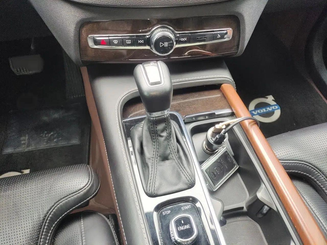 Volvo XC90 2015 T6 Zhiya Edition 7-seater — миниатюра 16
