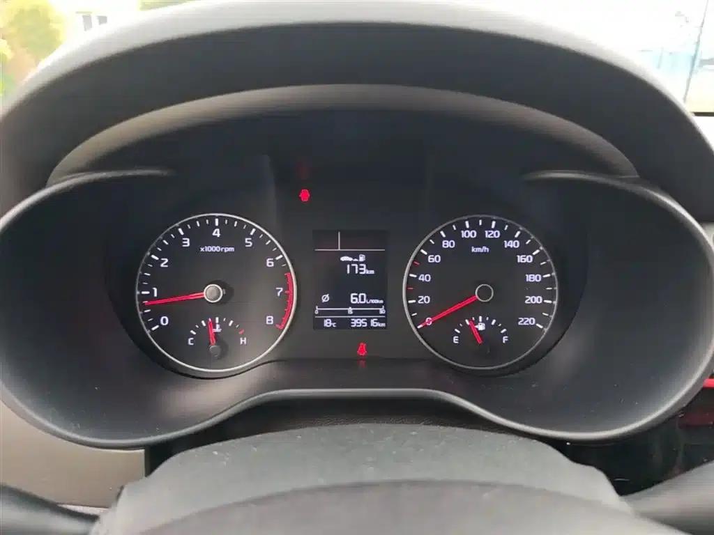 2017 KX CROSS 1.4L MT GLS — миниатюра 12