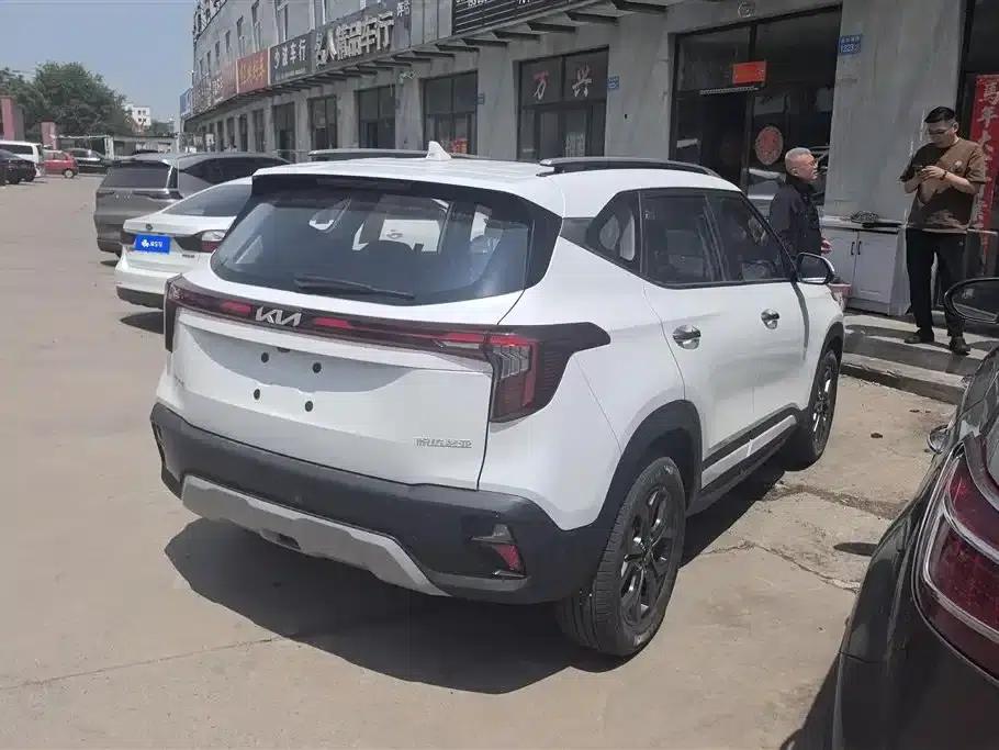 2023 Citroën Cytus 1.5L CVT Luxury Edition — миниатюра 3