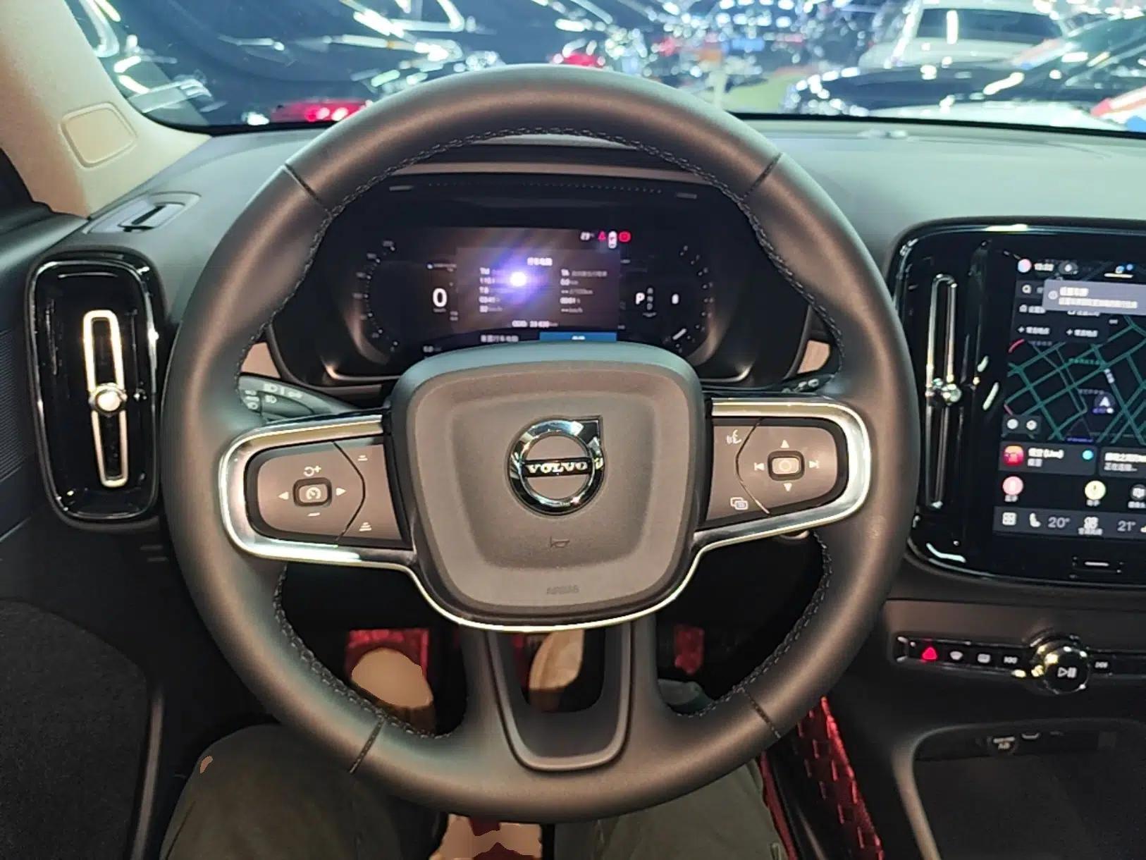 Volvo XC40 2024 B4 4x4 Smart Luxury Edition — миниатюра 14