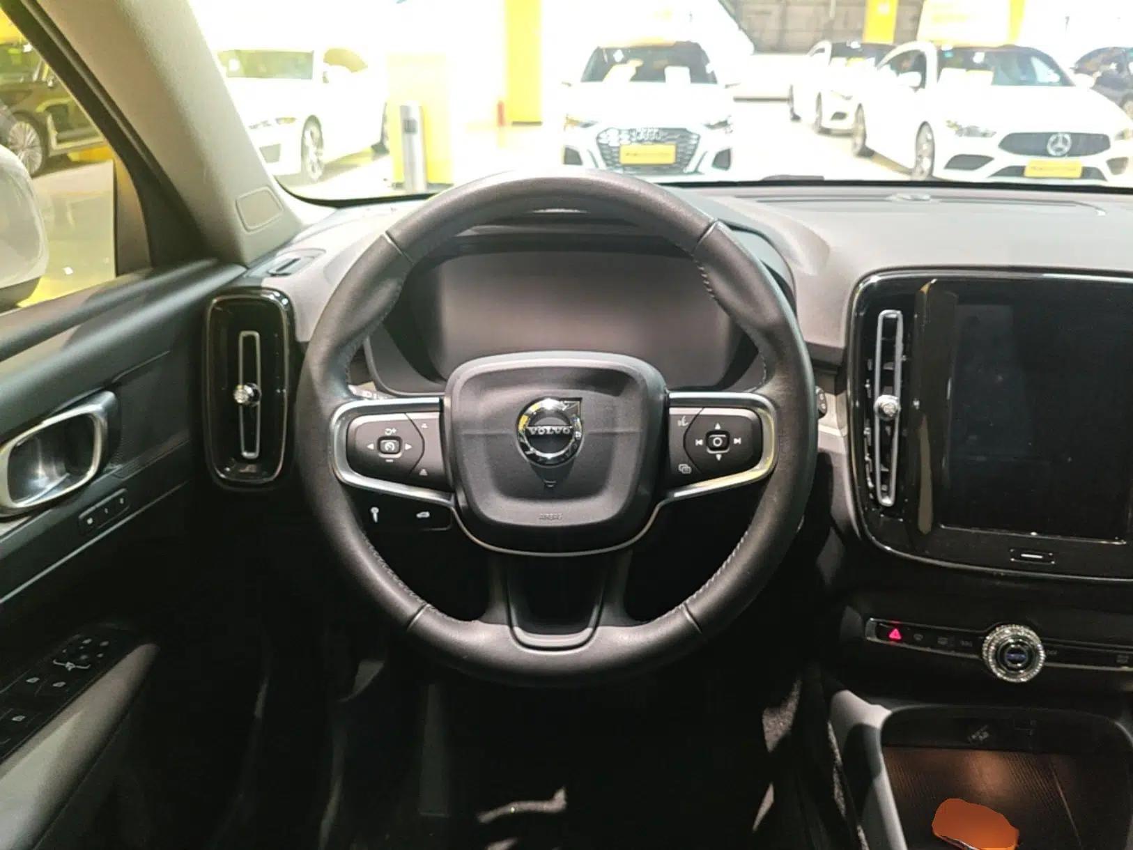 Volvo XC40 2020 T3 Zhiyuan Luxury Edition — миниатюра 14
