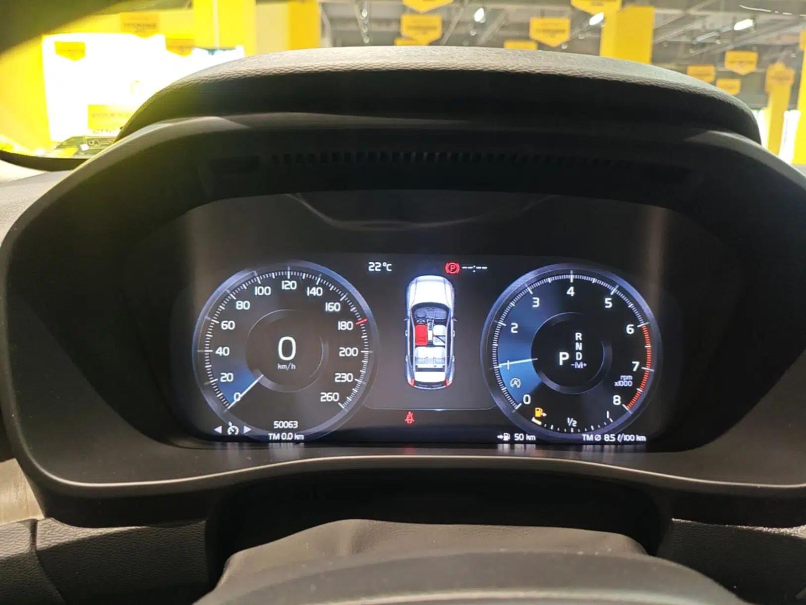 Volvo XC40 2020 T3 Zhiyuan Luxury Edition — миниатюра 15