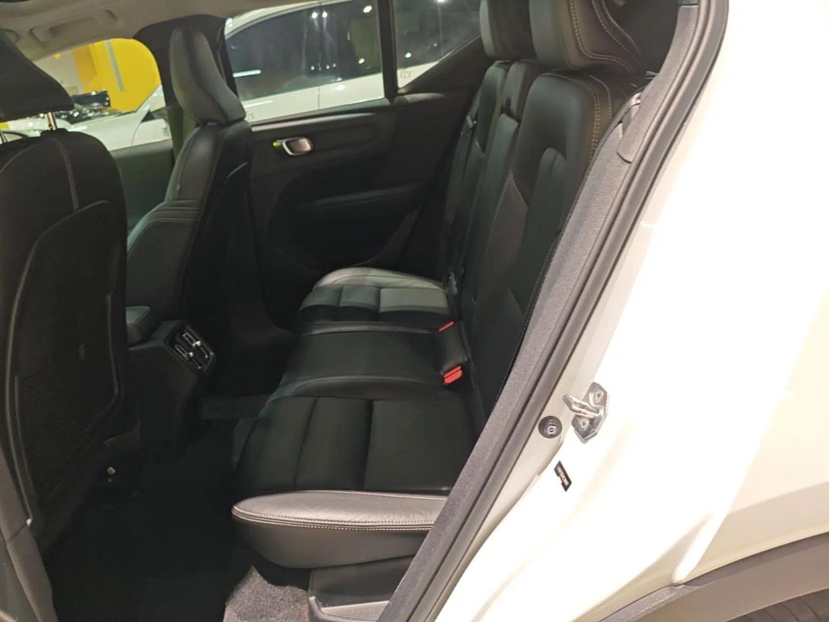 Volvo XC40 2020 T3 Zhiyuan Luxury Edition — миниатюра 20