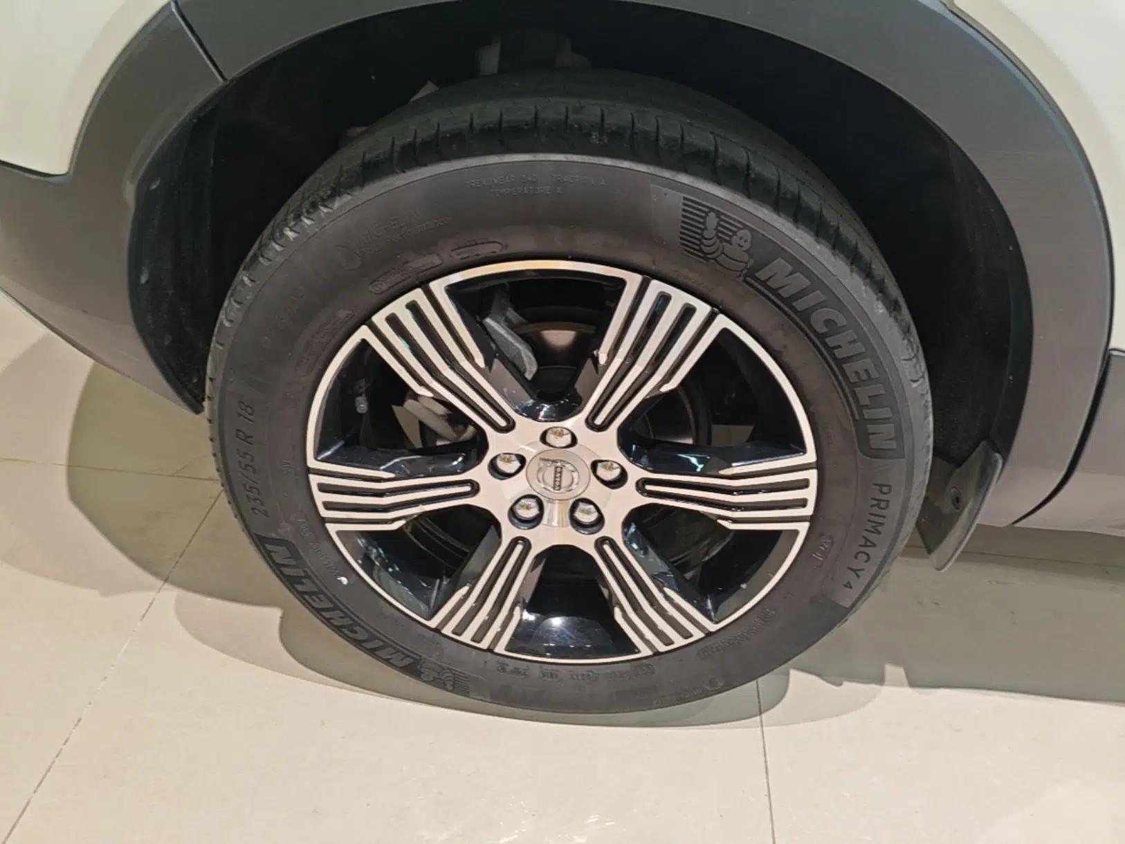 Volvo XC40 2020 T3 Zhiyuan Luxury Edition — миниатюра 10