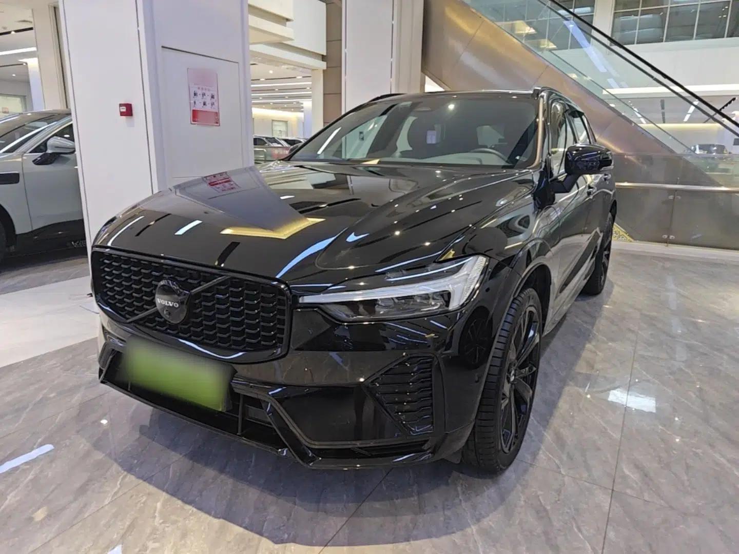 Volvo XC60 New Energy 2025 Plug-in Hybrid Long-Range All-Wheel Drive Zhiyuan Extreme Night Black Edition — миниатюра 1