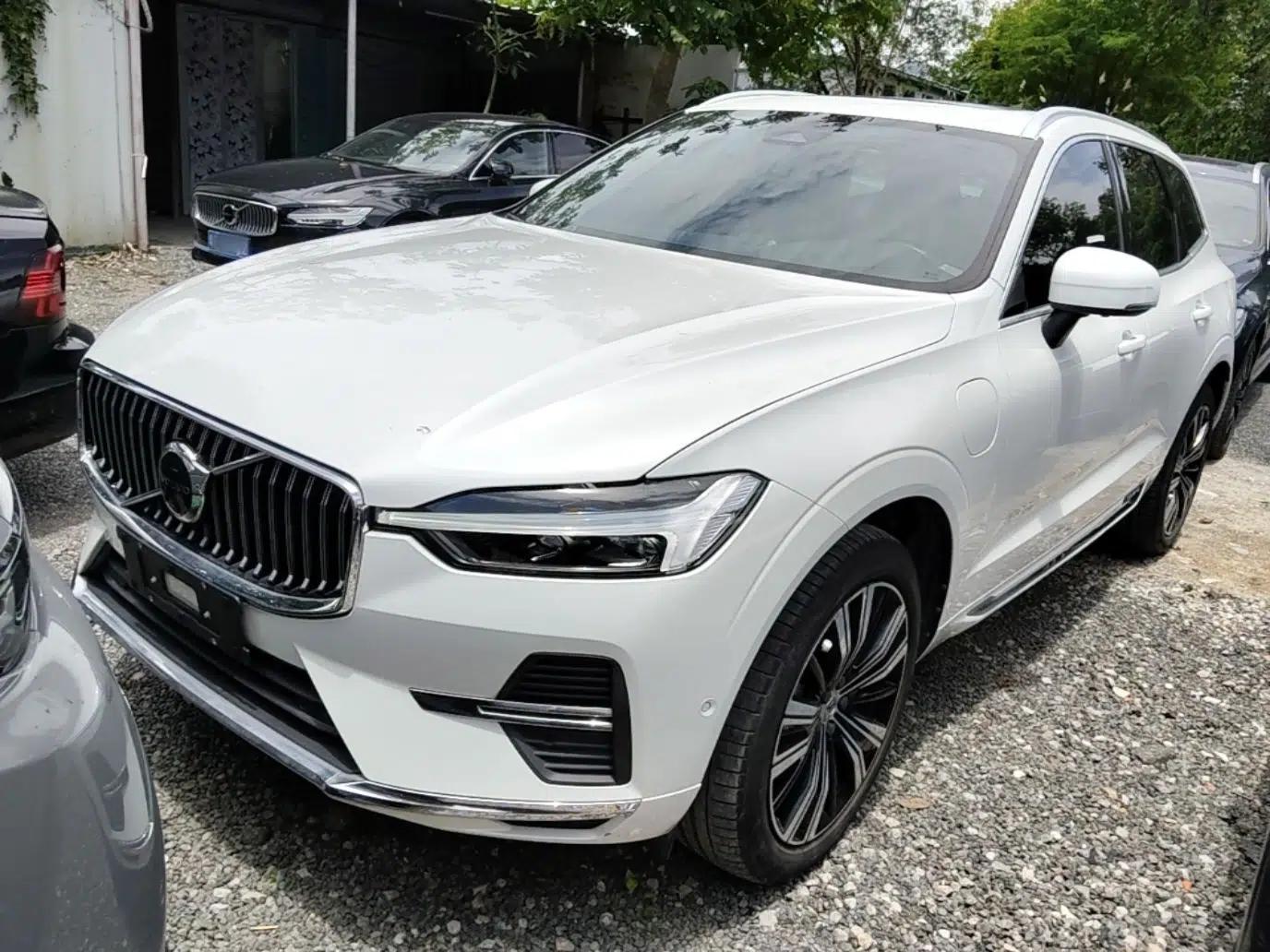 Volvo XC60 New Energy 2022 T8 Plug-in Hybrid All-Wheel Drive Smart Luxury Edition — миниатюра 1