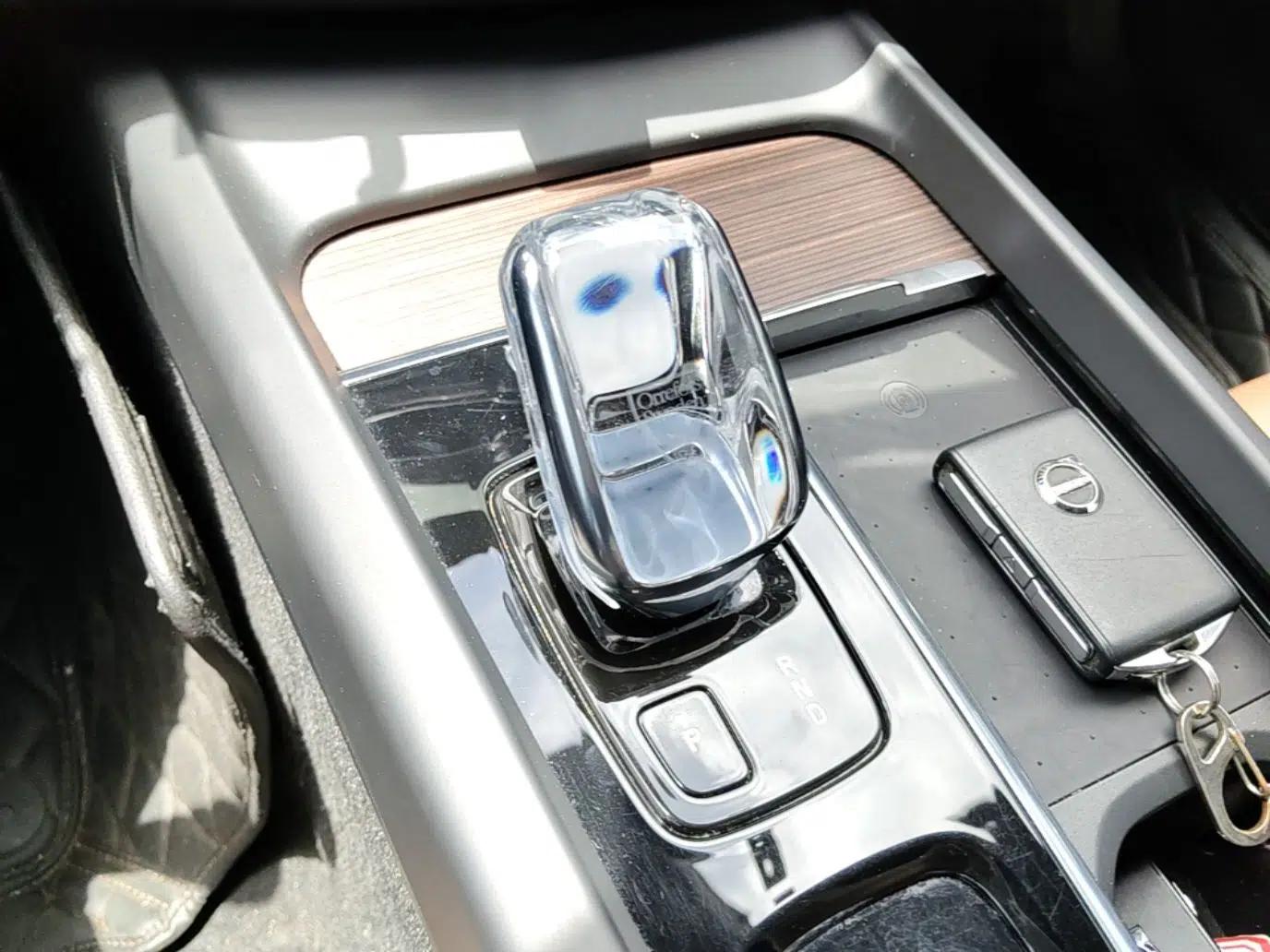 Volvo XC60 New Energy 2022 T8 Plug-in Hybrid All-Wheel Drive Smart Luxury Edition — миниатюра 17