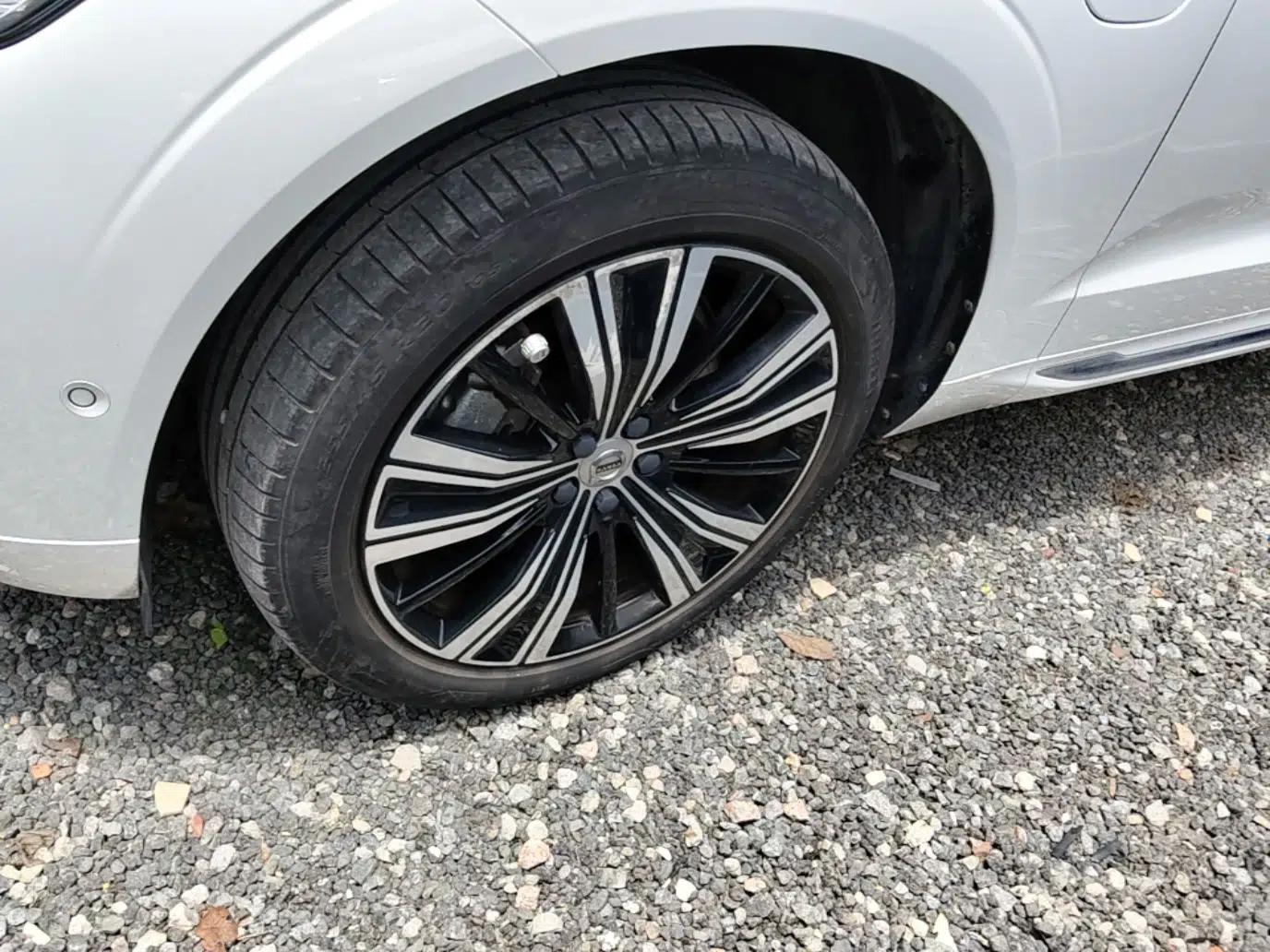 Volvo XC60 New Energy 2022 T8 Plug-in Hybrid All-Wheel Drive Smart Luxury Edition — миниатюра 8
