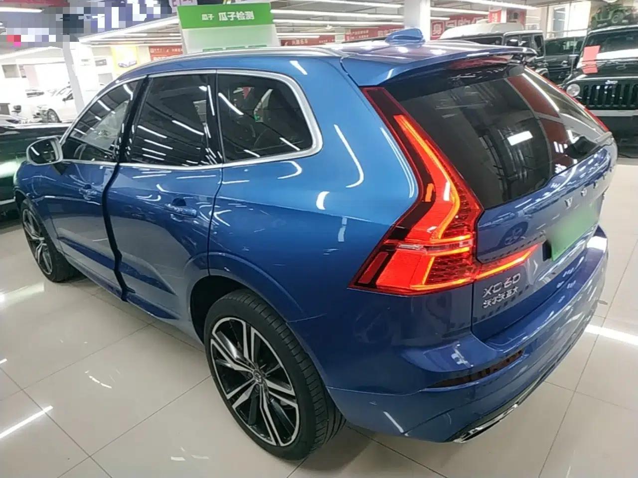 Volvo XC60 New Energy 2019 T8 E-Drive Hybrid Intelligent Luxury Sport Edition China V Standard — миниатюра 4