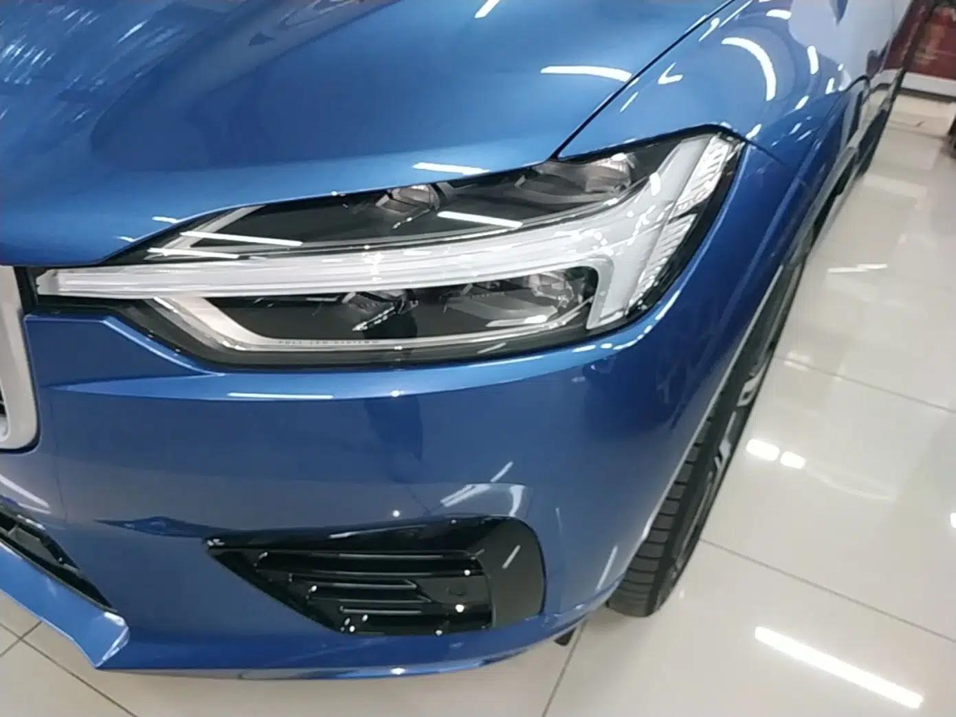 Volvo XC60 New Energy 2019 T8 E-Drive Hybrid Intelligent Luxury Sport Edition China V Standard — миниатюра 9