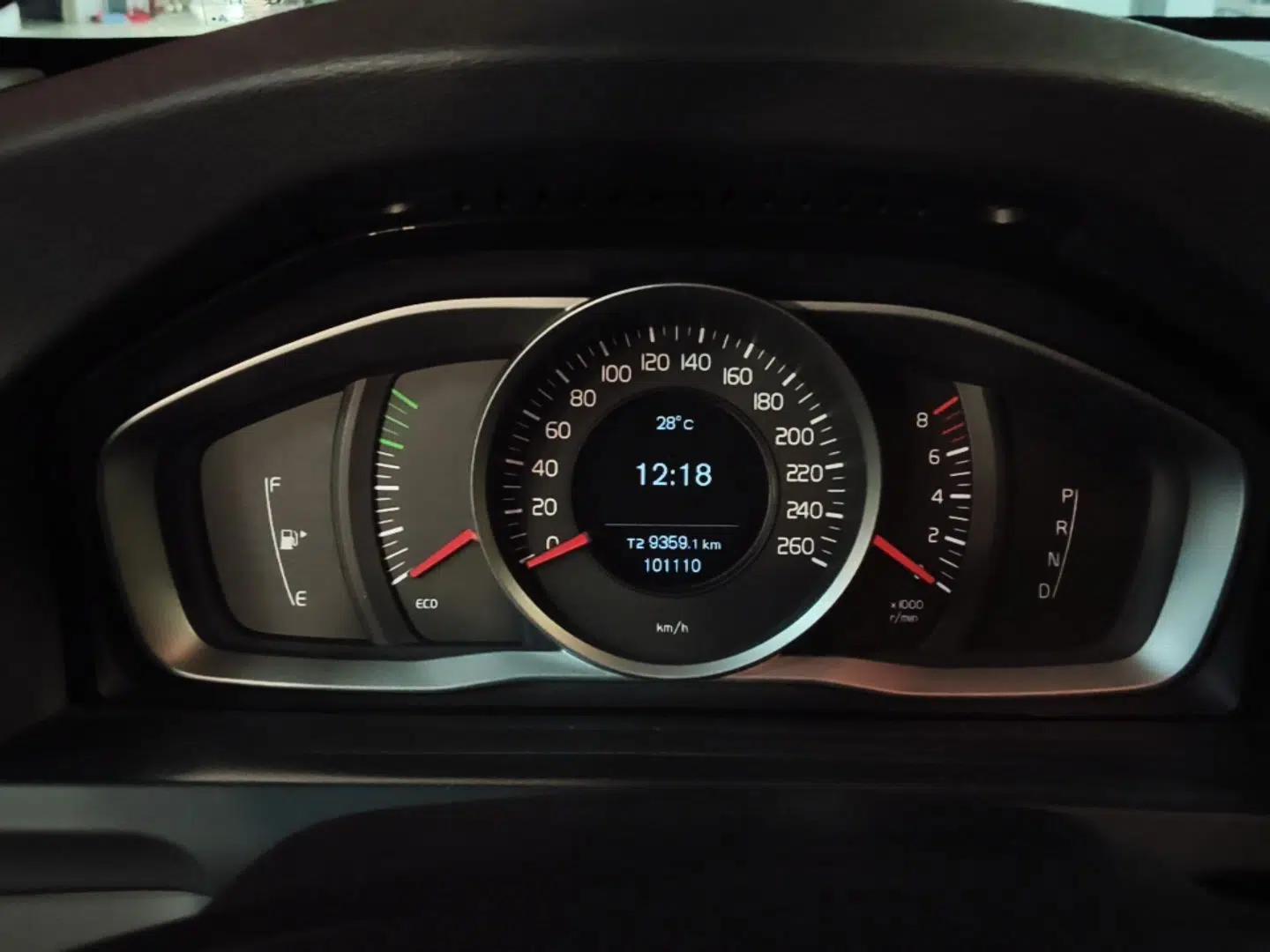 Volvo V60 2015 T5 Zhiyi Edition — миниатюра 14