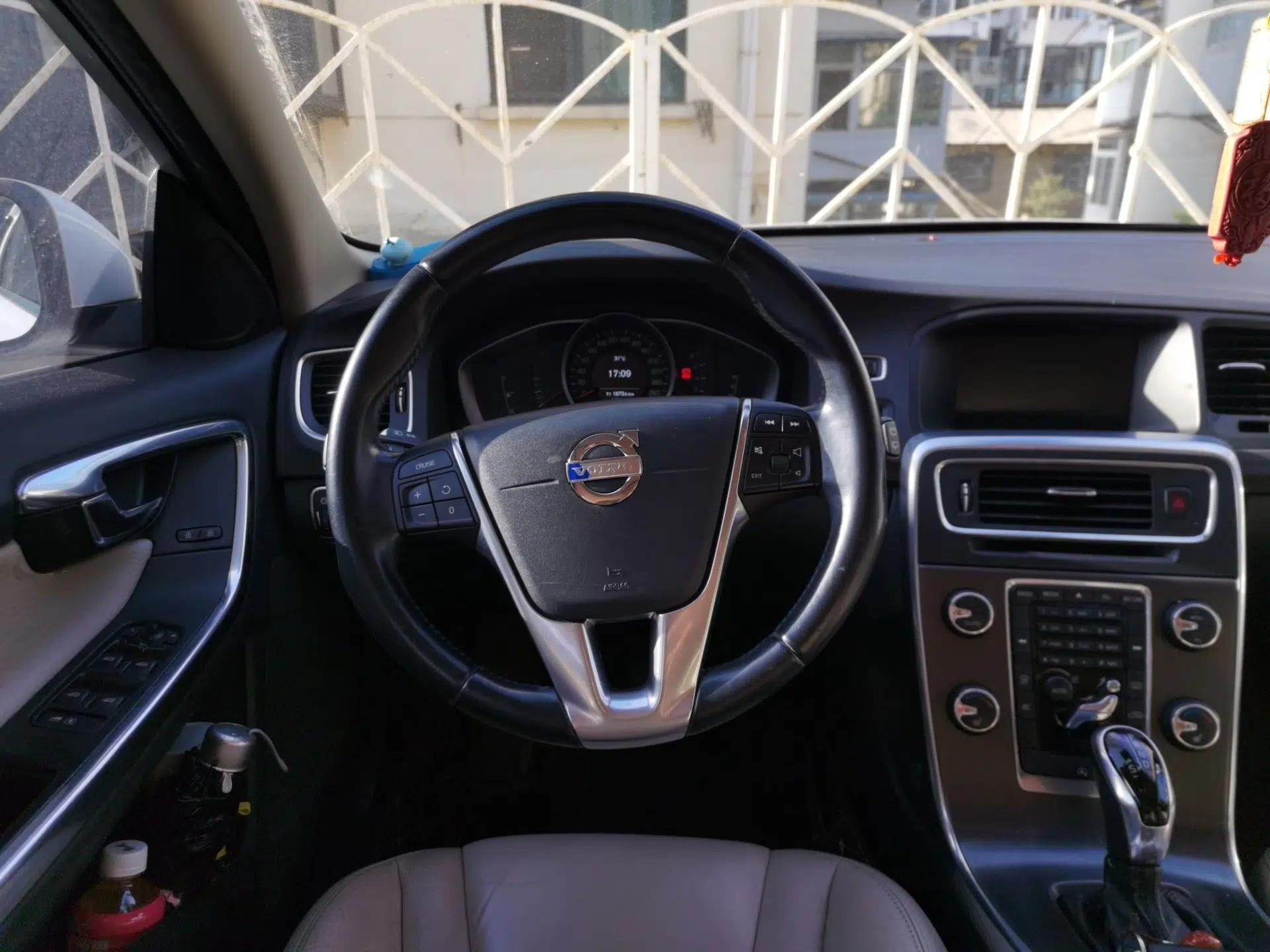 Volvo V60 2013 T5 Comfort Edition — миниатюра 11