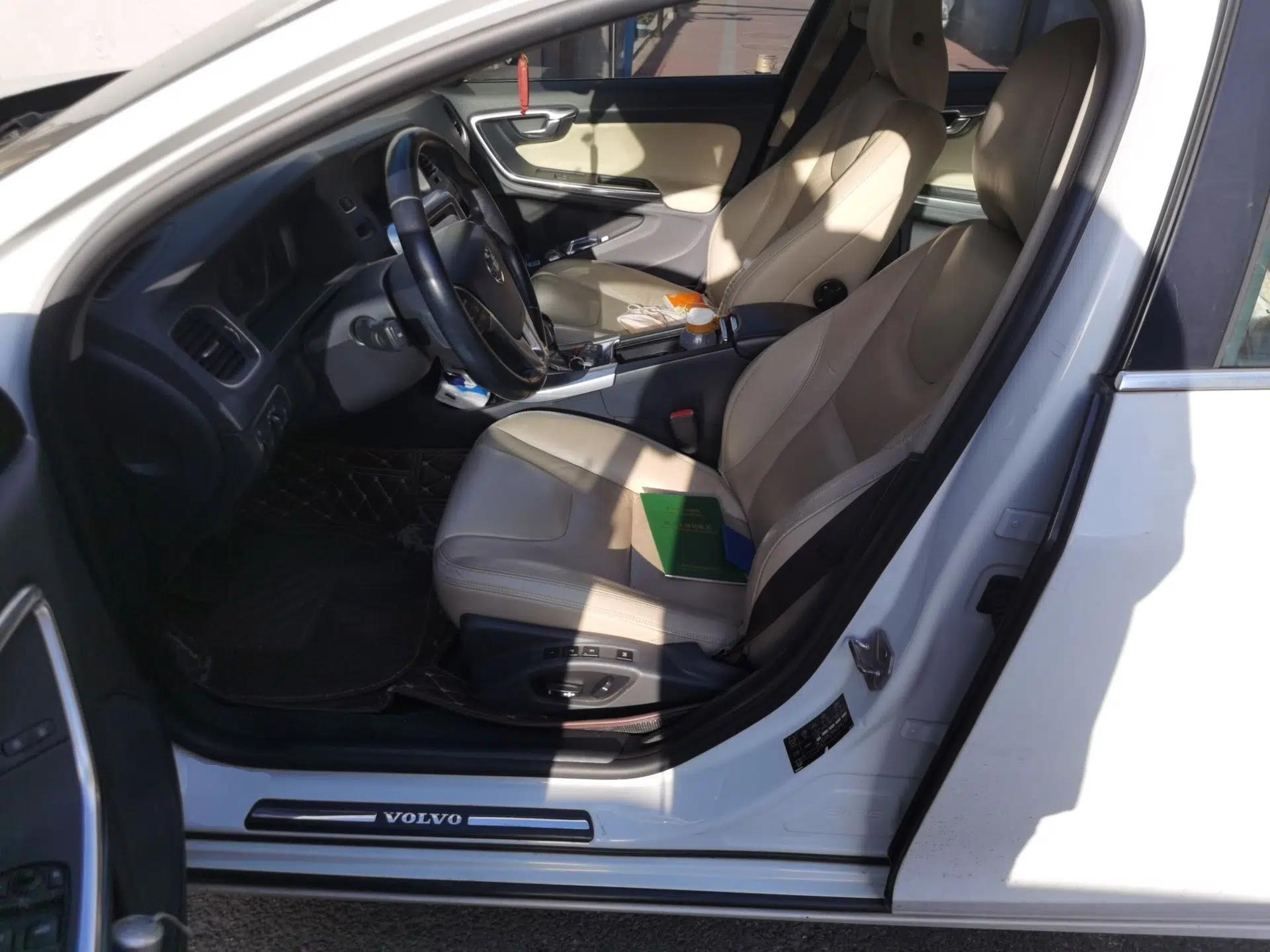 Volvo V60 2013 T5 Comfort Edition — миниатюра 16