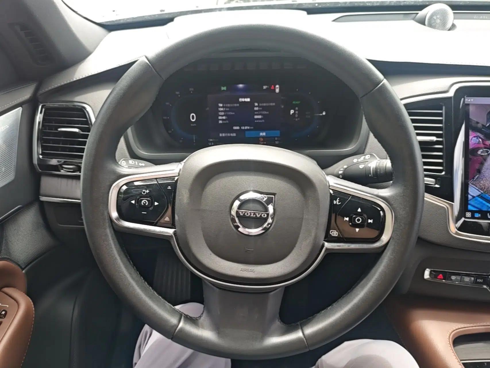 Volvo XC90 New Energy 2023 T8 RECHARGE Luxury Prestige 7-Seater — миниатюра 14