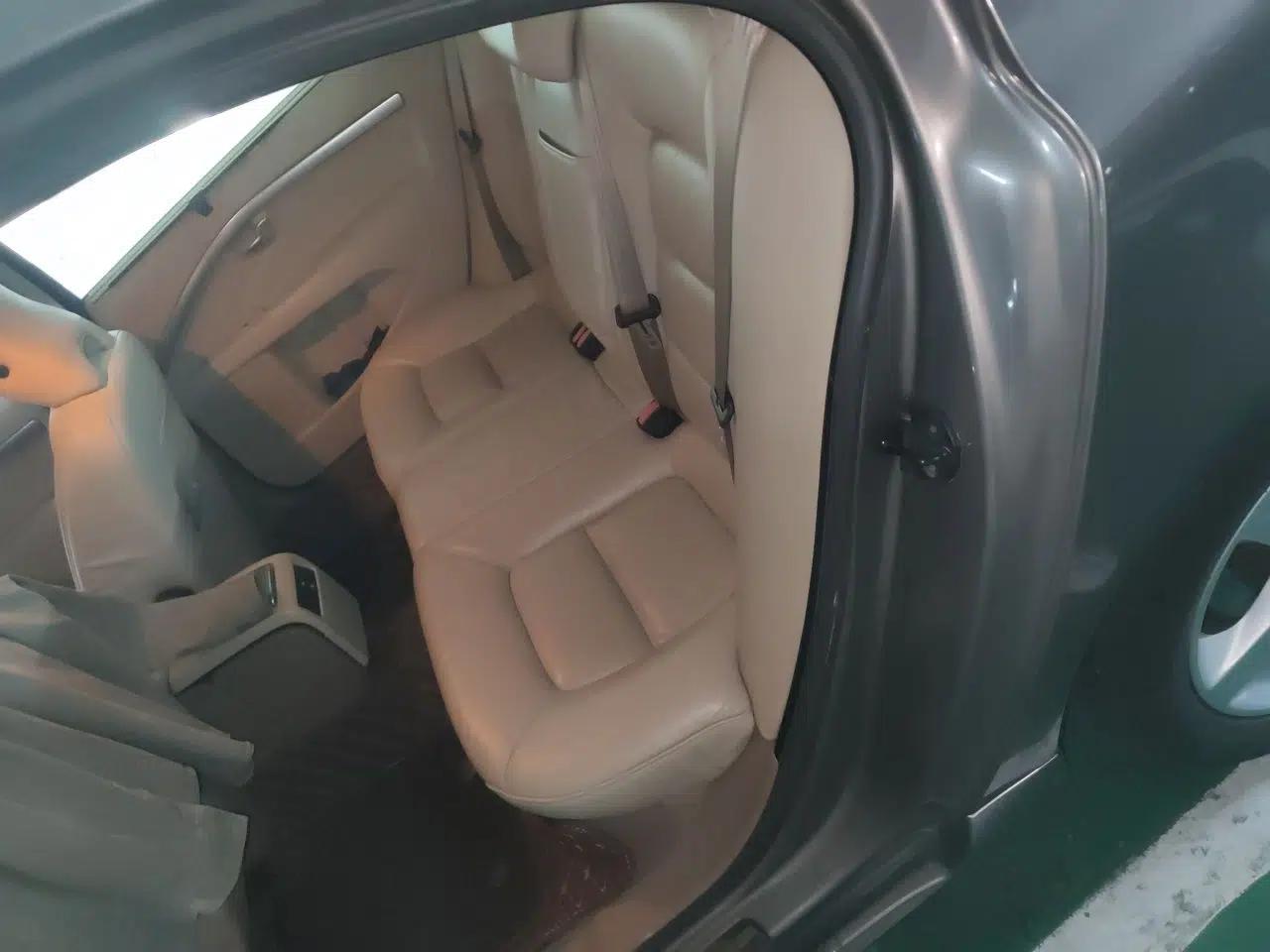 Volvo S80L 2011 2.0T Zhiya Edition — миниатюра 18