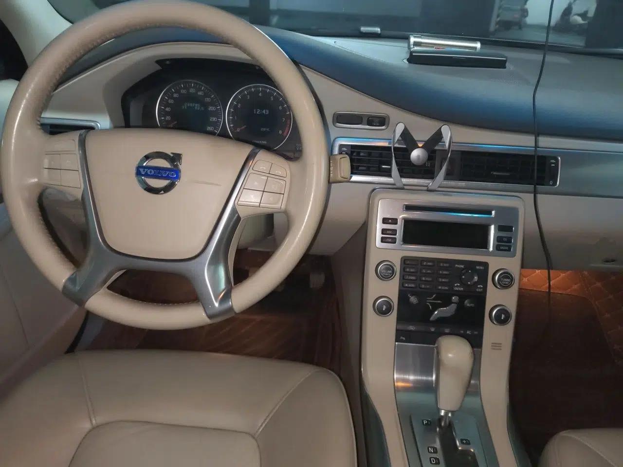 Volvo S80L 2011 2.0T Zhiya Edition — миниатюра 10