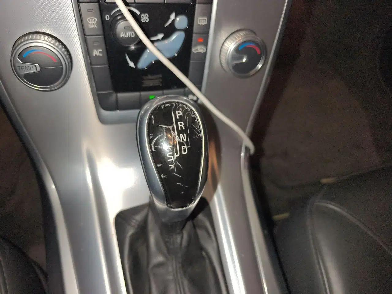 Volvo S80L 2015 2.0T T5 Smart Edition — миниатюра 15
