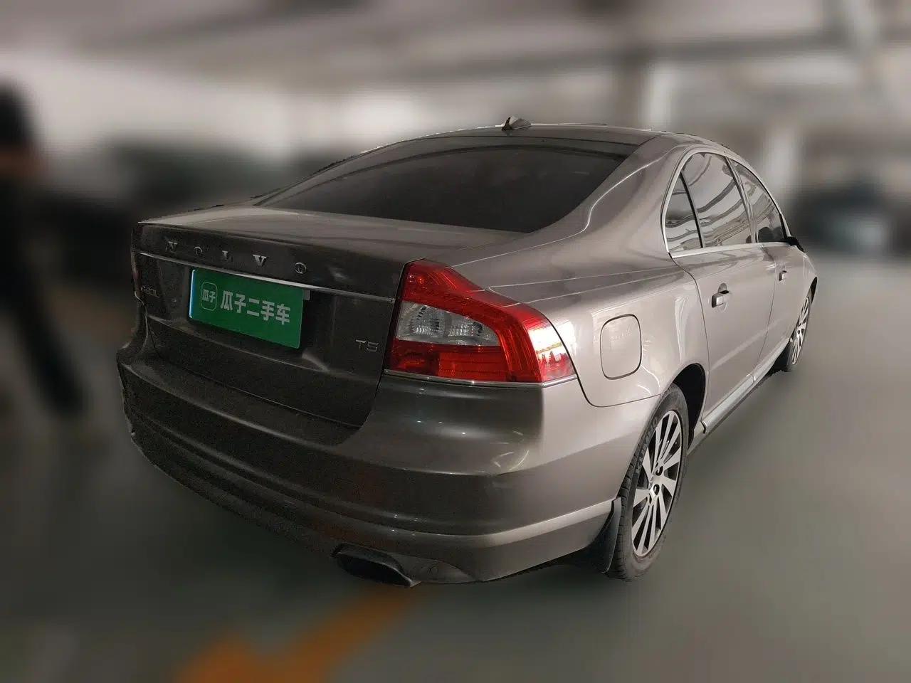 Volvo S80L 2015 2.0T T5 Smart Edition — миниатюра 6