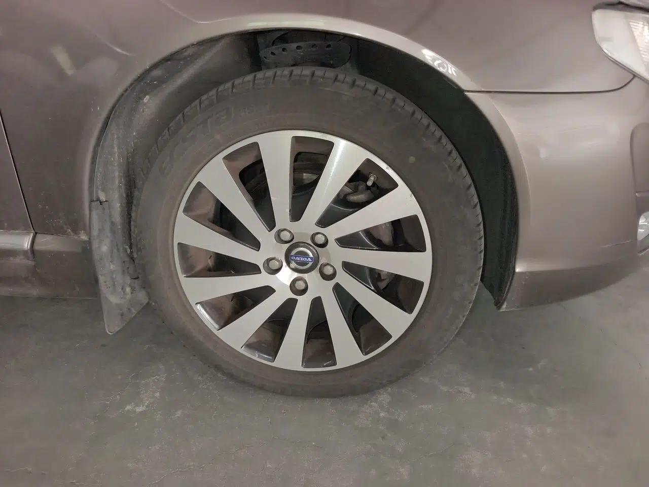 Volvo S80L 2015 2.0T T5 Smart Edition — миниатюра 8