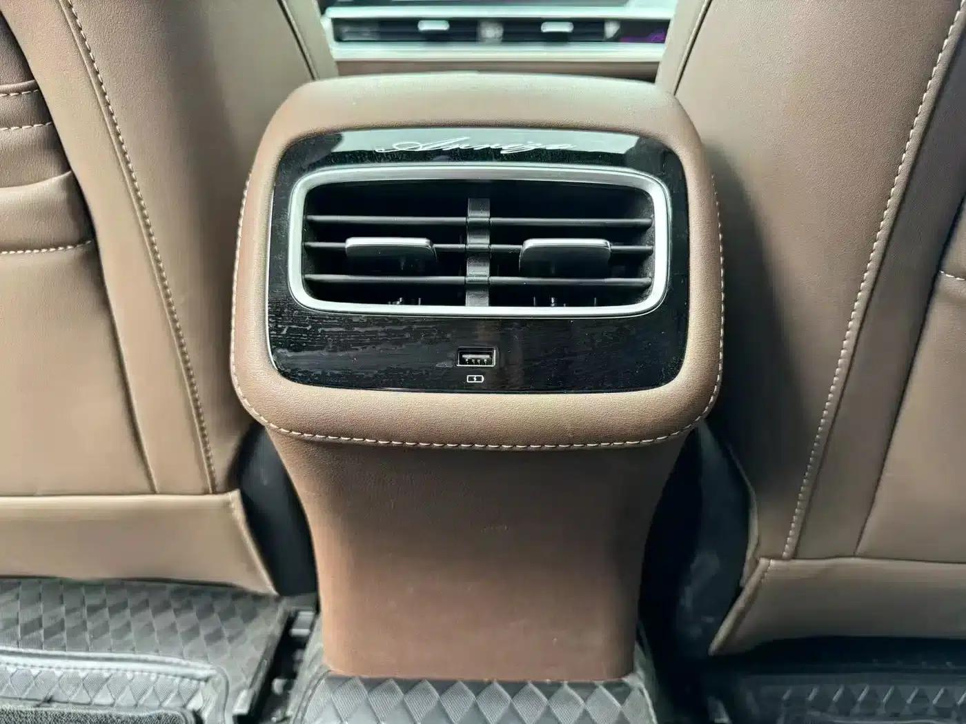 Chery Arrizo 8 2024 High-Performance Edition 2.0T DCT — миниатюра 15