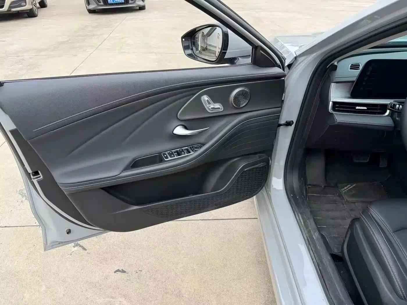 Chery Arrizo 8 2025 1.6T DCT (Standard) — миниатюра 4