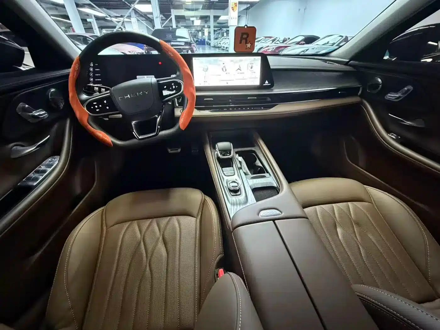 Chery Arrizo 8 2025 2.0T DCT — миниатюра 6