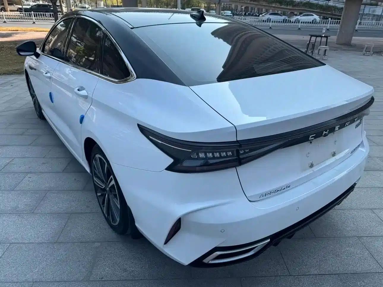 Chery Arrizo 8 2022 1.6T DCT (Standard) — миниатюра 4