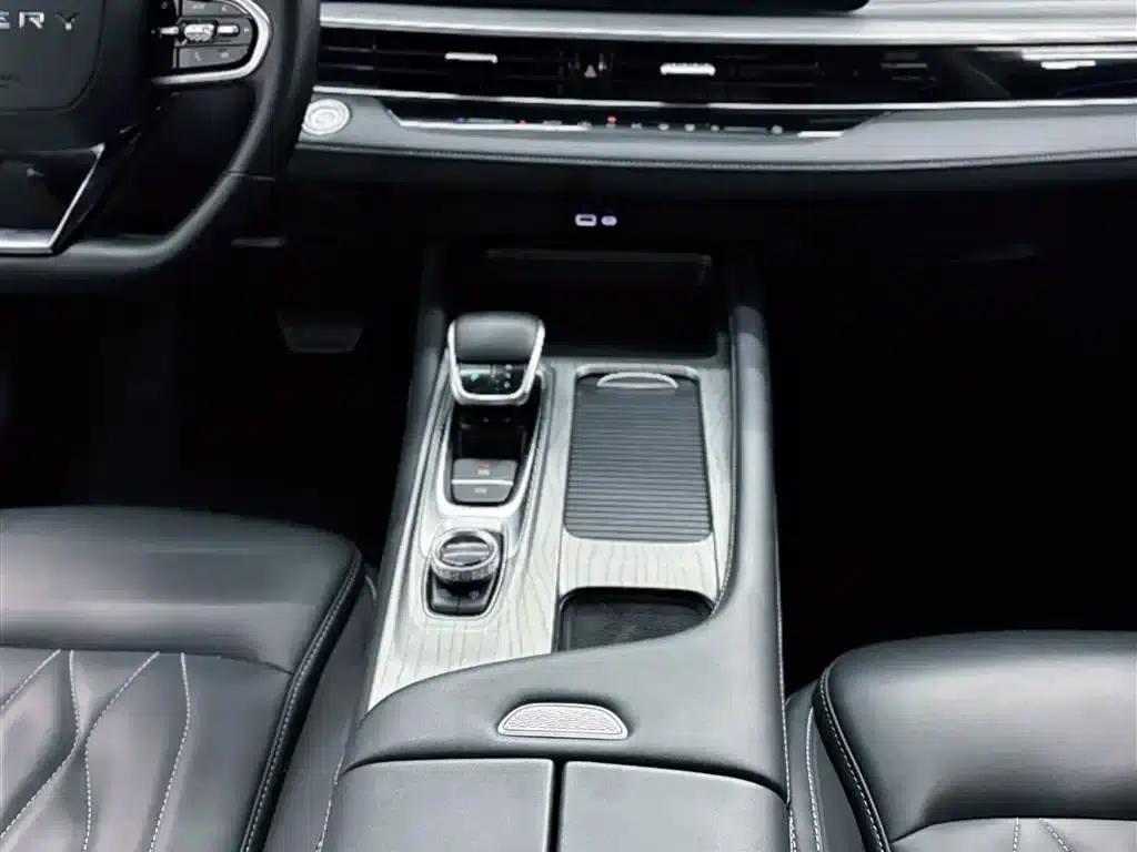 Chery Arrizo 8 2022 1.6T DCT Comfort — миниатюра 19