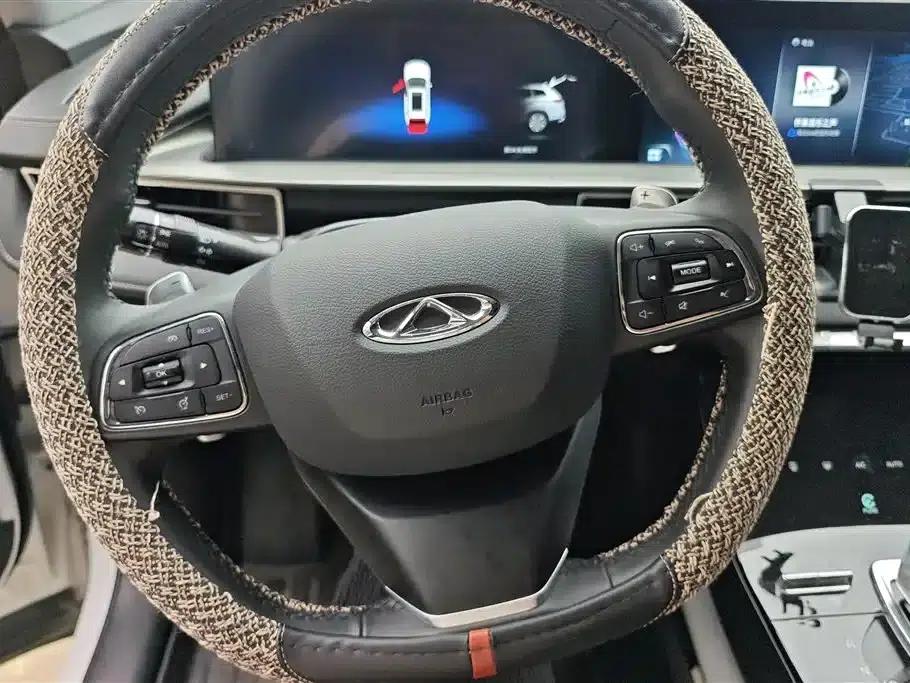 Chery Tiggo 8 PLUS 2022 290TGDI DCT Luxury Edition — миниатюра 15