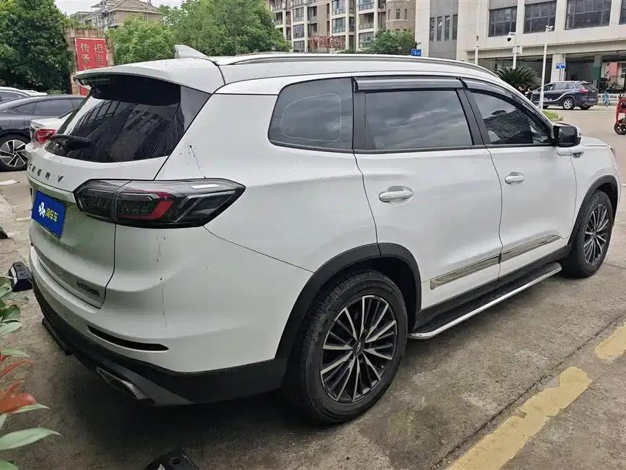 Chery Tiggo 8 PLUS 2022 290TGDI DCT Luxury Edition — миниатюра 3